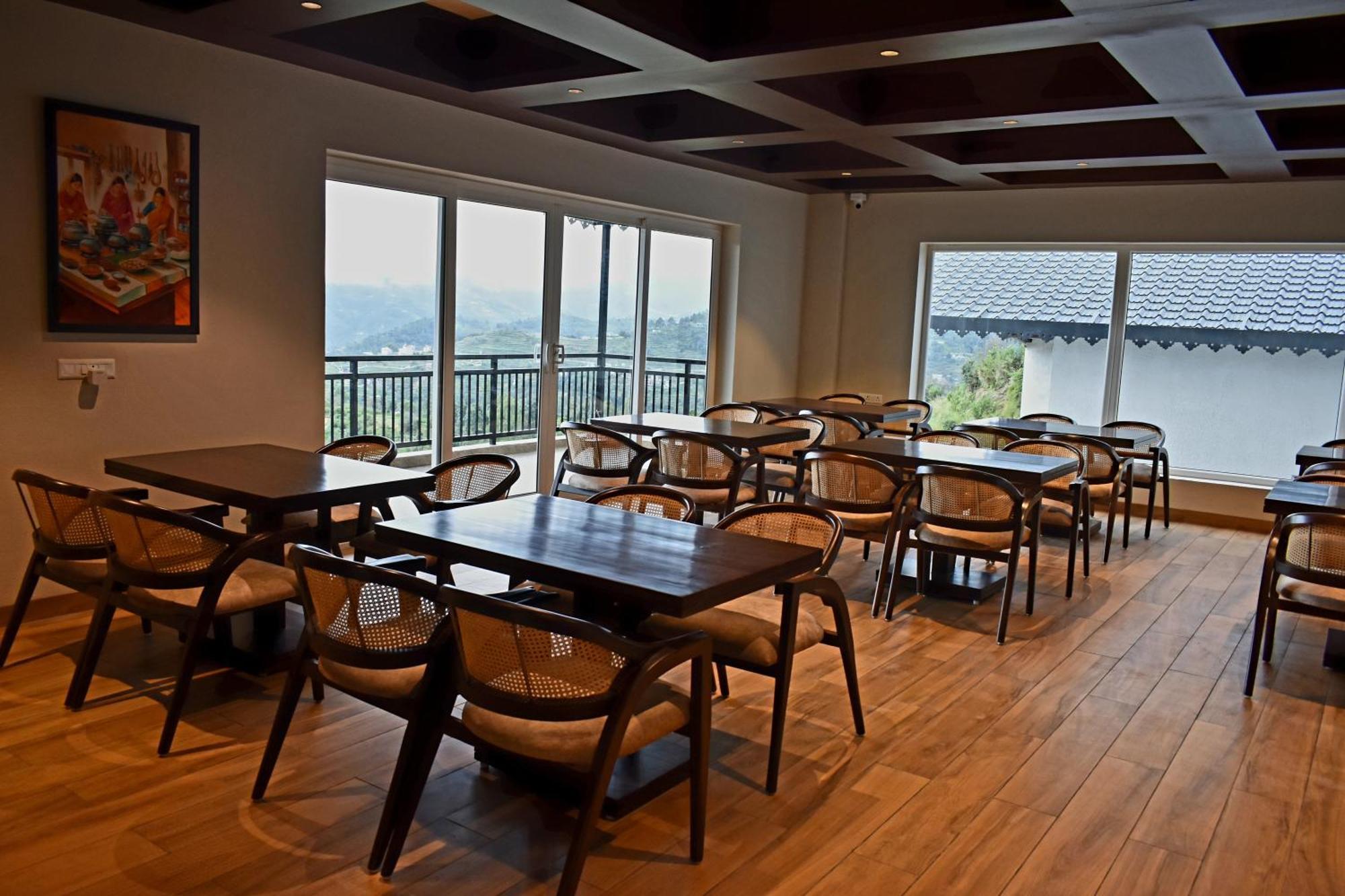 Rega Manivedya The Jungle Trail Resort Mukteshwar Buitenkant foto
