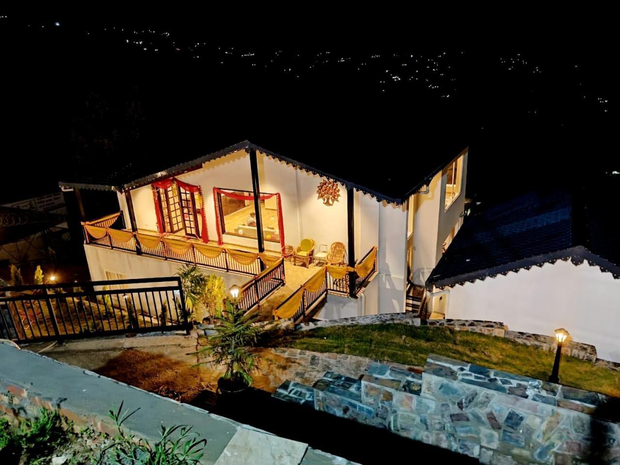 Rega Manivedya The Jungle Trail Resort Mukteshwar Buitenkant foto
